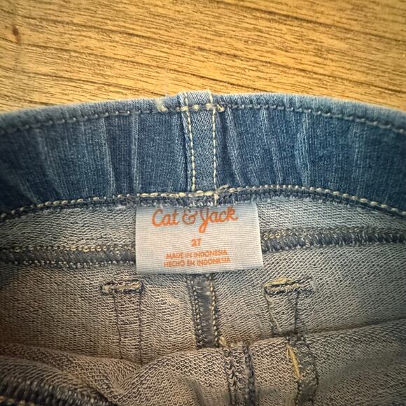 Cat & Jack Pant/Short Bundle (4) - Size 2T - Picture 6 of 7